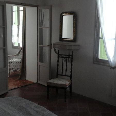 Le Presbytere Bed and Breakfast Rivesaltes Kamer foto