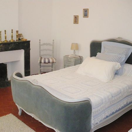 Le Presbytere Bed and Breakfast Rivesaltes Kamer foto